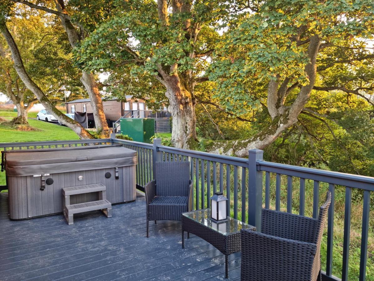 Foxwood Private Hot Tub Getaway